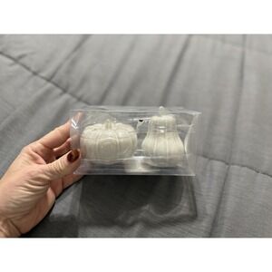 New Ceramic Pumpkin Gourd Salt and Pepper Shakers White Thanksgiving Table‎ Chic